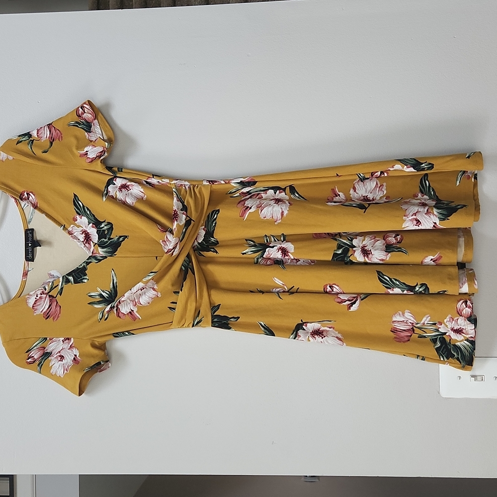 Derek Heart Yellow Floral Dress Cap Sleeves Ruching Women's Small